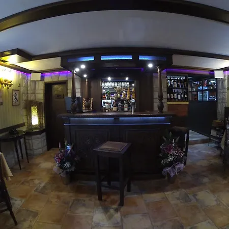 Dan Kolov 게스트하우스 Sennik